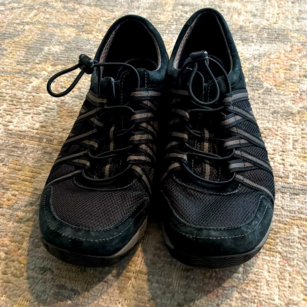 Dansko Honor Black Leather Lace up Sneaker Women 9.5 US EUR 41
